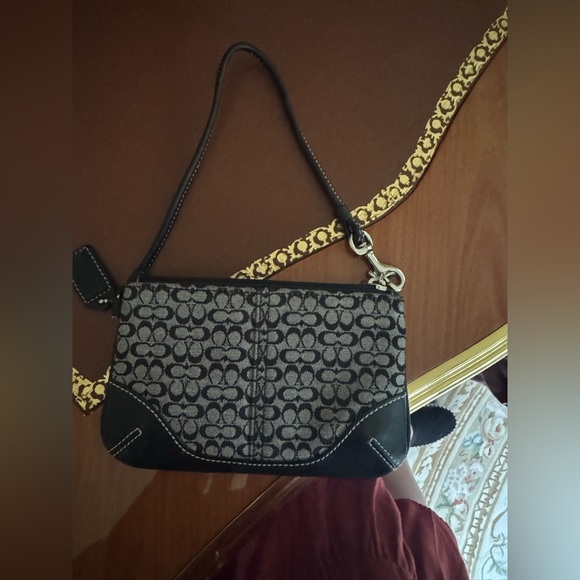 Coach Wristlet - Picture 2 of 7